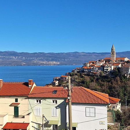 Apartmani Marin1 Vrbnik Eksteriør billede